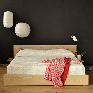 RS Kulu platform wooden bed