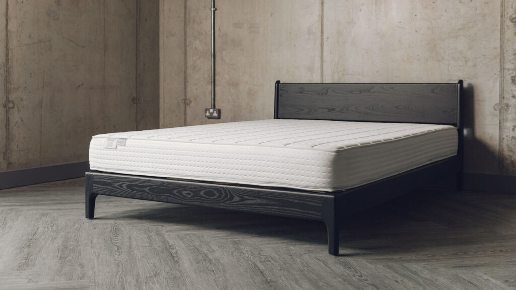 3q Pimlico low bed detail black