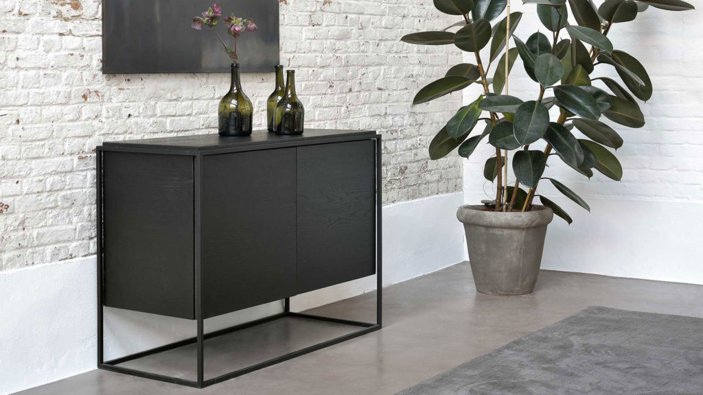 Black Monolit sideboard lifestyle2 alt