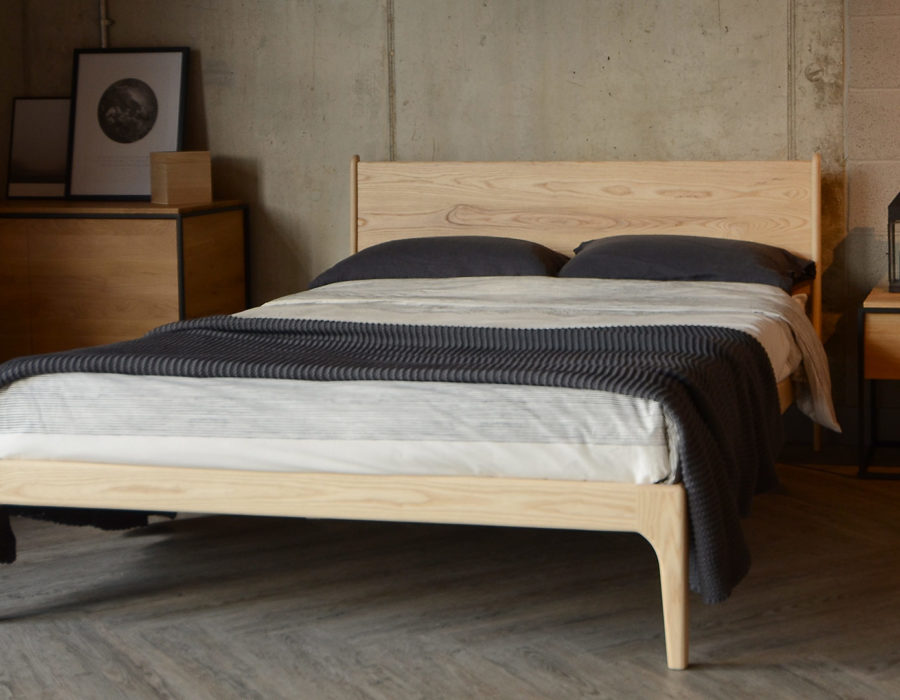 Camden Bed in solid ash 1