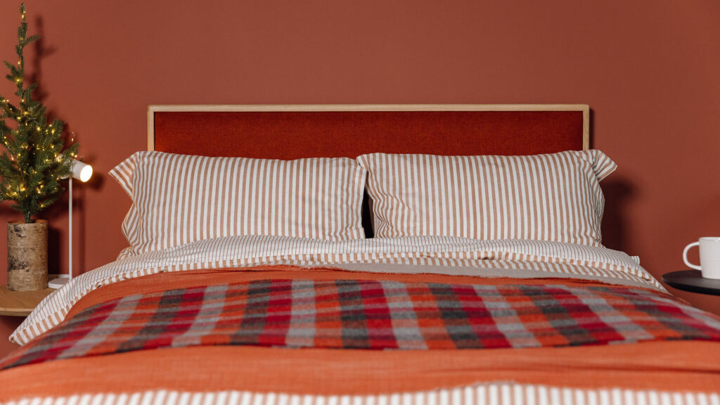 Carlisle contemporary bed with Christmas tree