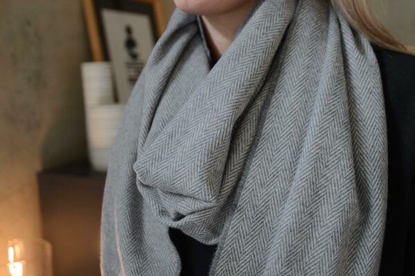 Grey Herringbone luxury lambswool scarf 1