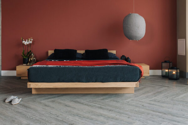 Japanese style bedroom classic look low Kumo bed