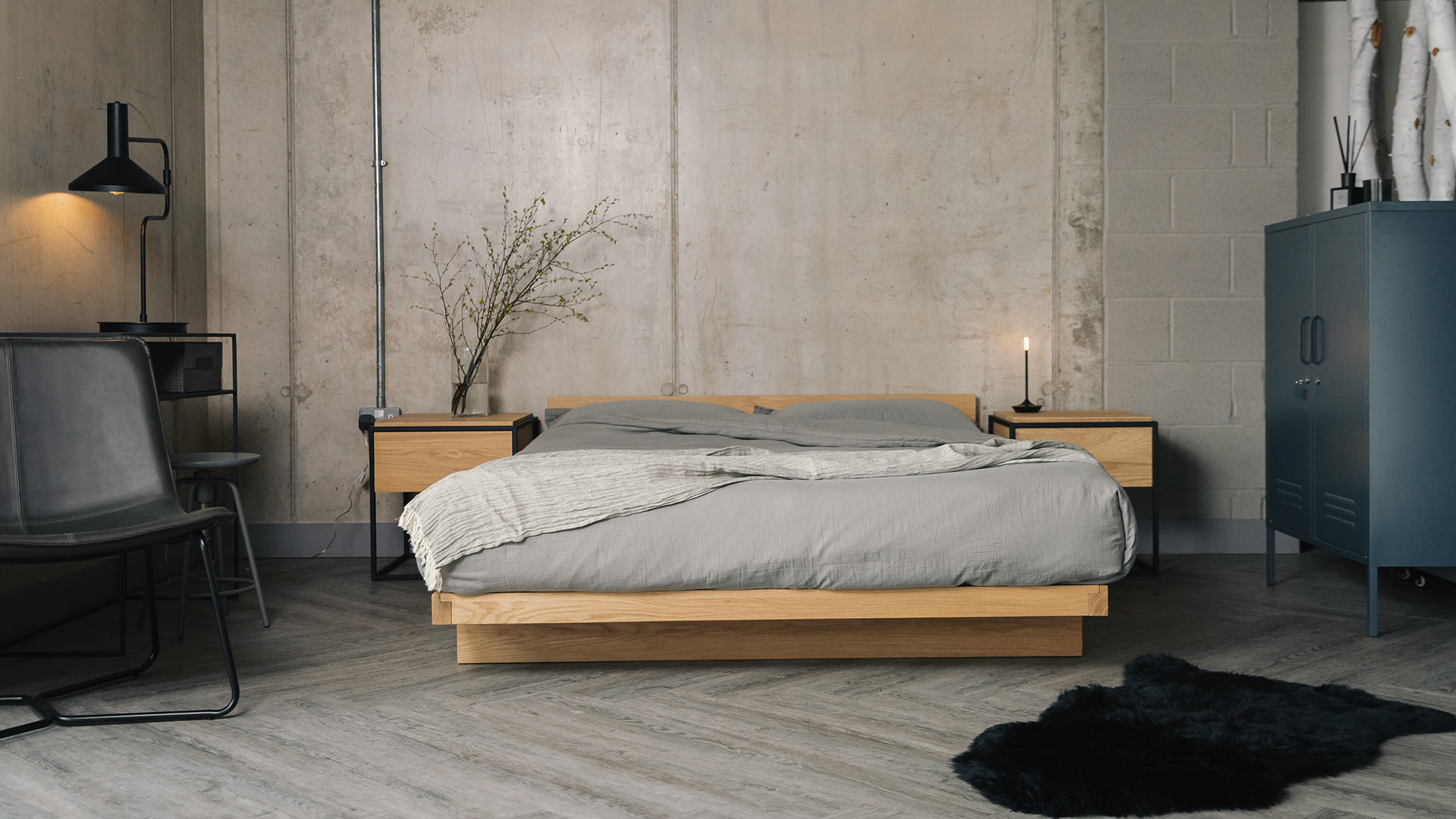 Kumo industrial style bedroom