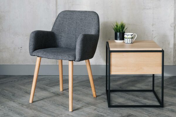 Lauren chair with monolit table 1920