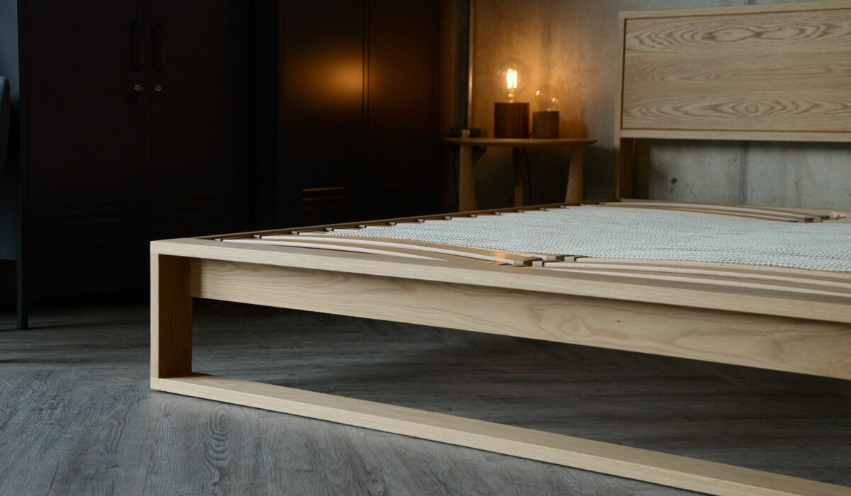 Leith bed front base