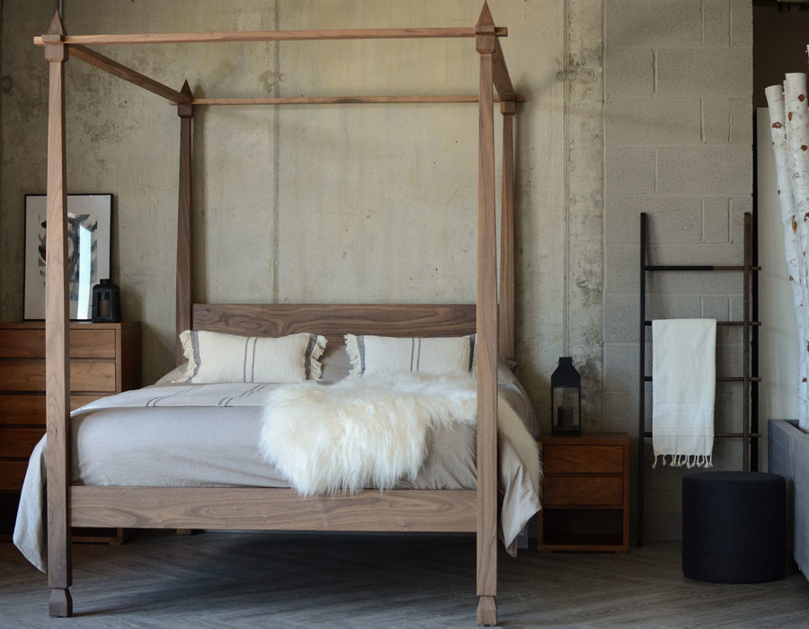 Walnut 4 poster Raj bed 1920