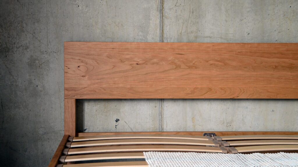 cherry sahara headboard panel and mattress gap