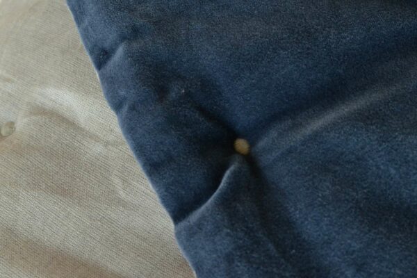 christy dark blue velvet quilt3