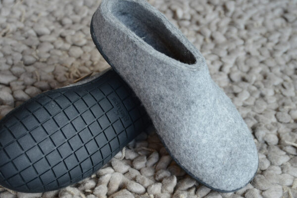 cosy felt slippers with rubber soles