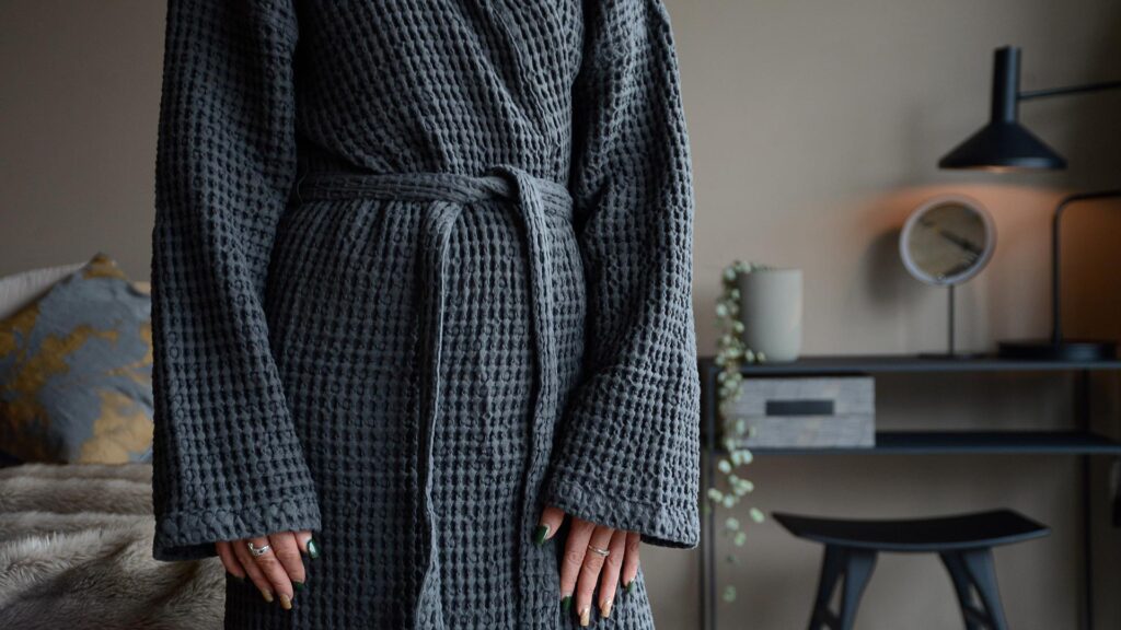 dark grey organic cotton waffle robe close up