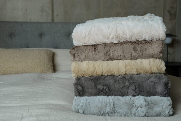 faux fur throws full stack 5 colours