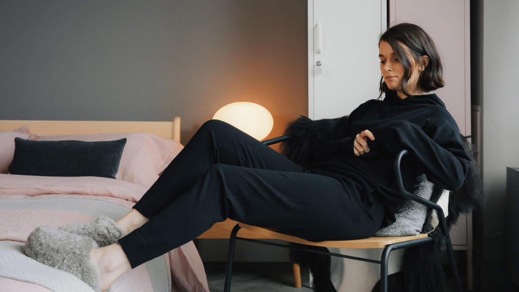 knitted loungewear black 1920