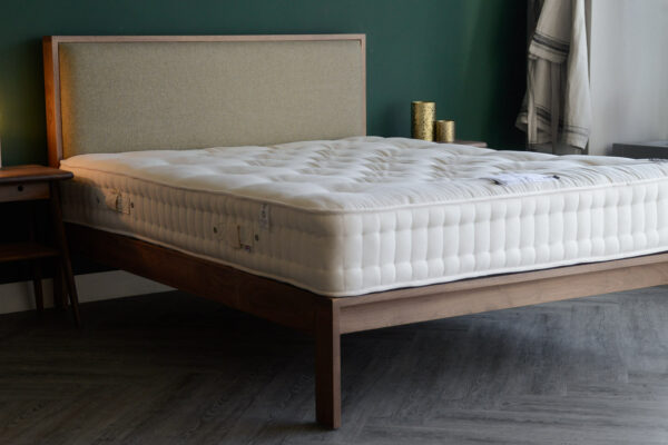 luxury organic mattress with 3000 springs