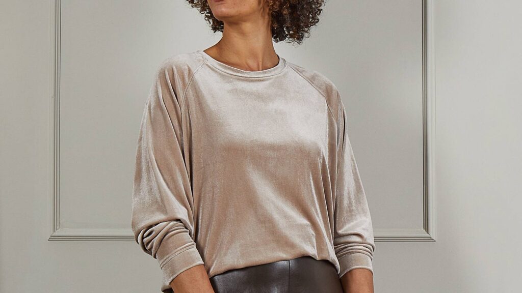 luxury velour top champagne