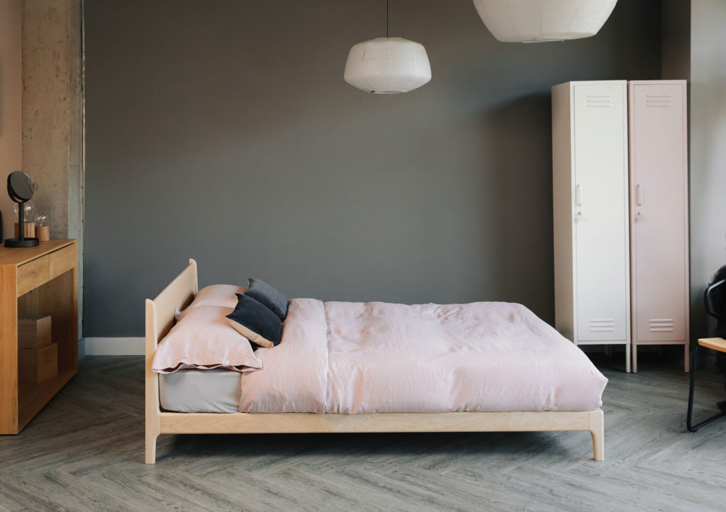 maple pimlico bed side view 2020 1354