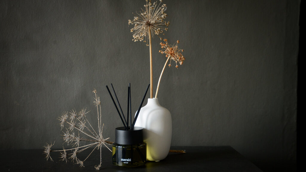 meraki oud leaf diffuser