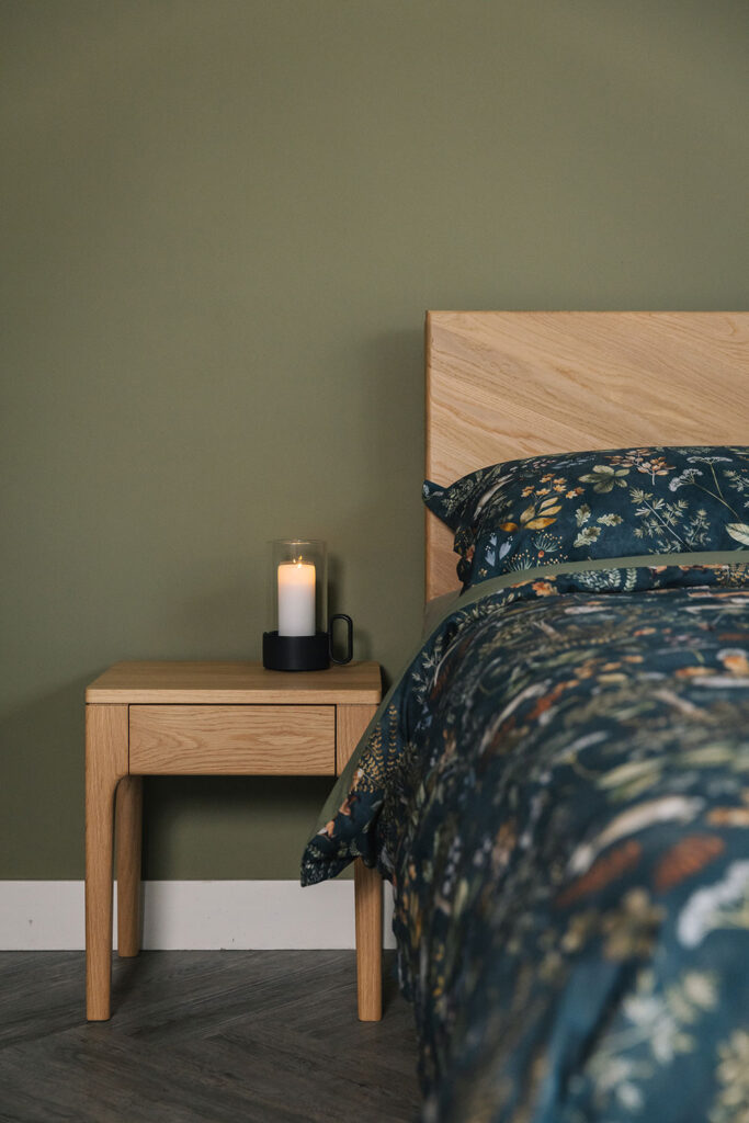 oak candem table with oak highbury and fox print bedding