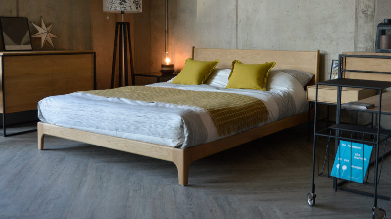 oak low bed carnaby design