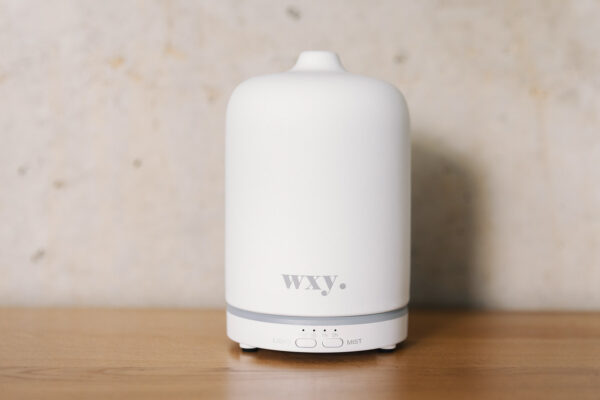 scented oil diffuser small white