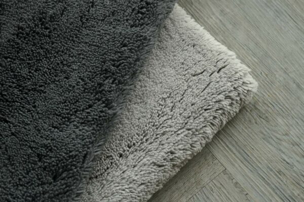 soft deep pile bath mat