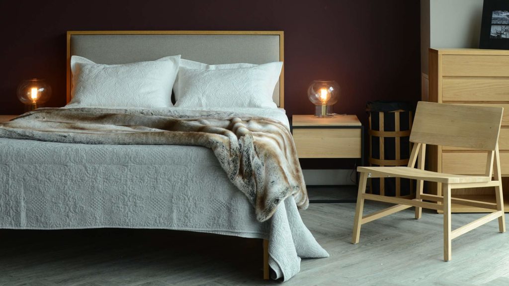 stonewash embroidered quilt grey with faux fur bedspread