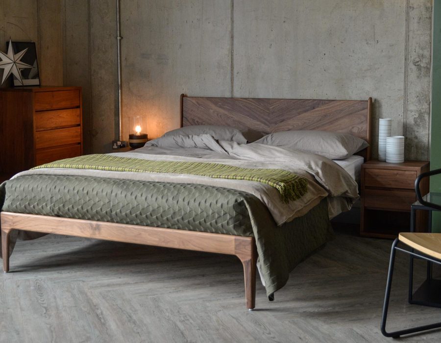 walnut hoxton with army green bedspread 1920