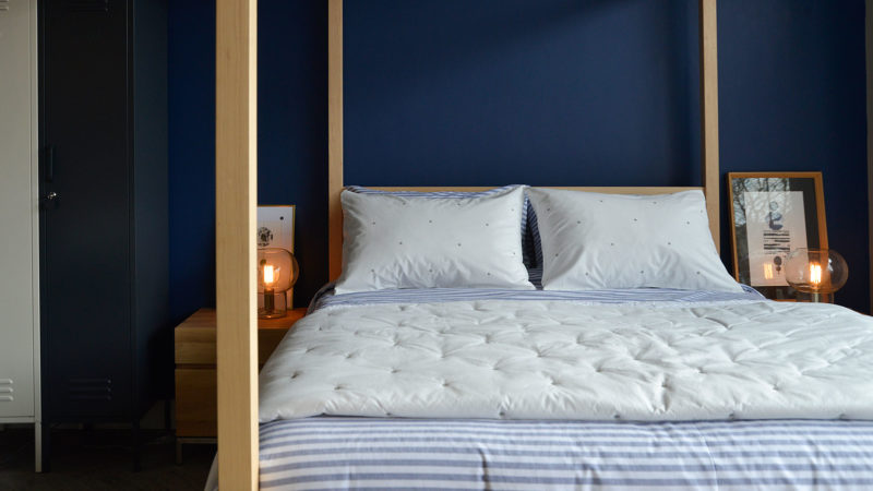 white quilt and pillowcases set